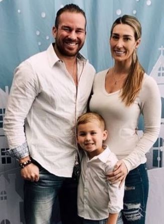 Noah Griffith brother Nathan Griffith with his son and girlfriend